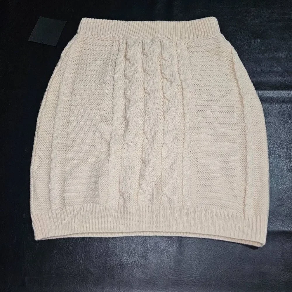 NWT Lulu's Womens Cream Knit Sweater‎ Skirt Small
